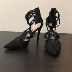 Black Spring High Heels Size 8.5 (Adoeni)